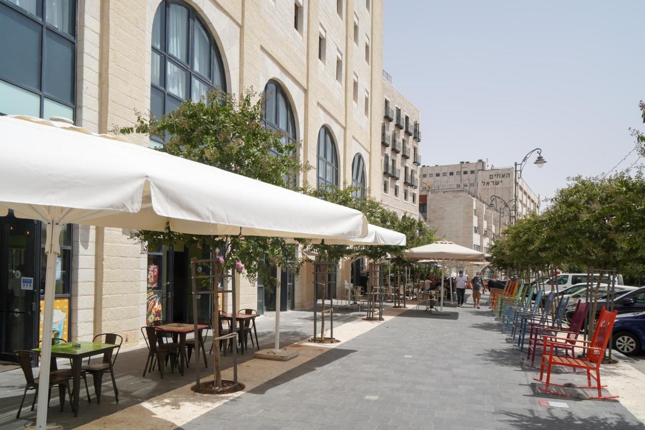 Apartique Hotel Yerusalem Bagian luar foto