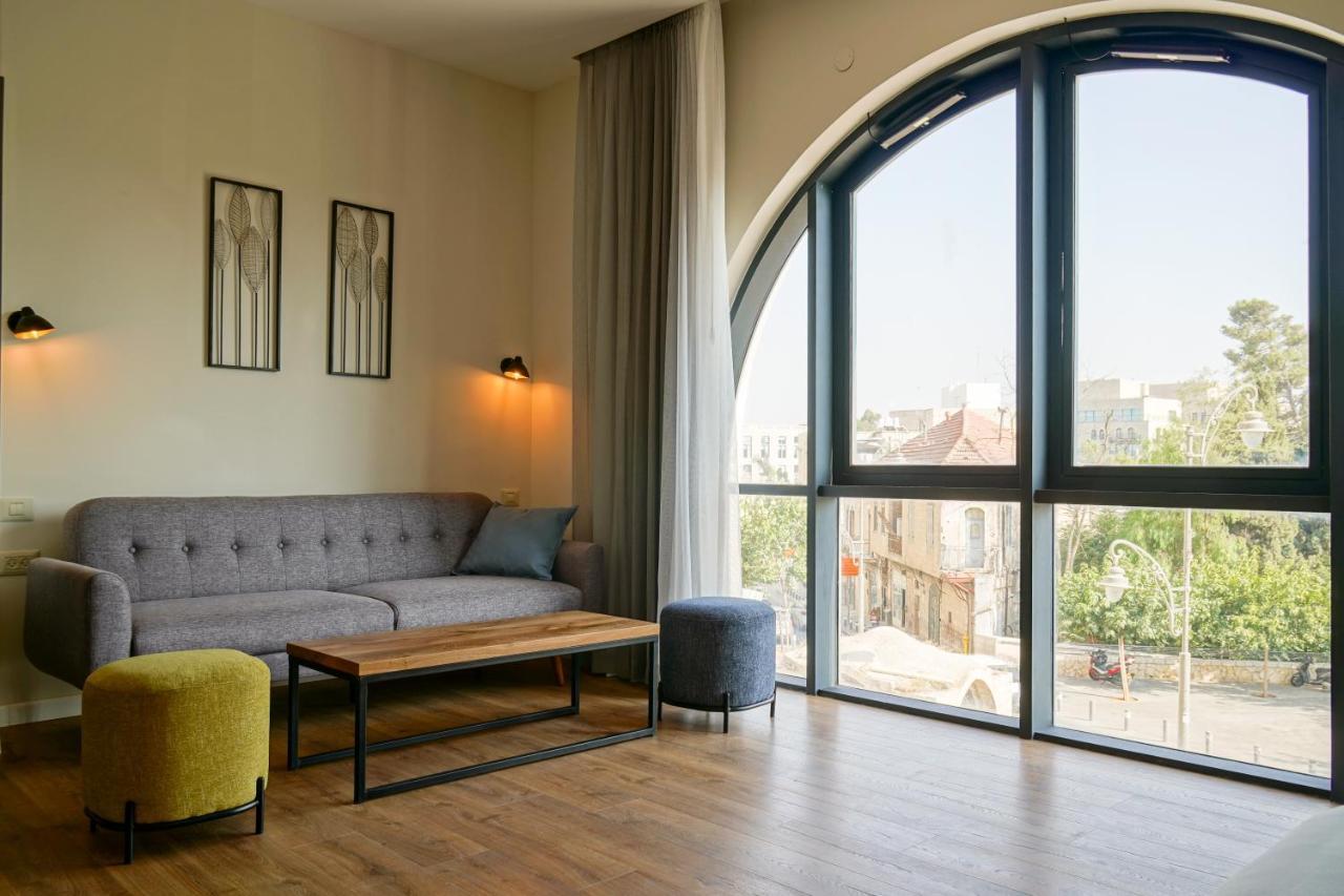 Apartique Hotel Yerusalem Bagian luar foto