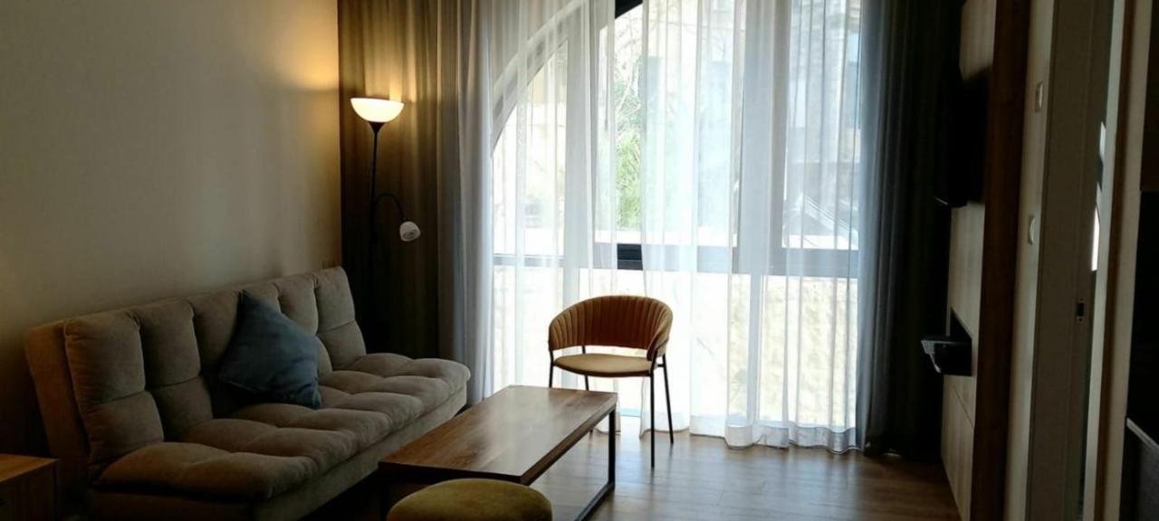 Apartique Hotel Yerusalem Bagian luar foto